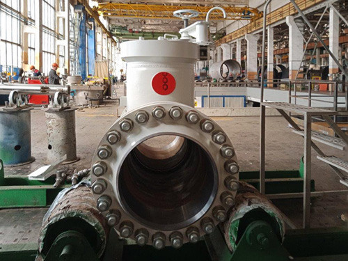 Изготовлены фильтры-тройники для АО КТК. ПЕТЕРБУРГНИИХИММАШ разрабатывает и изготавливает оборудование