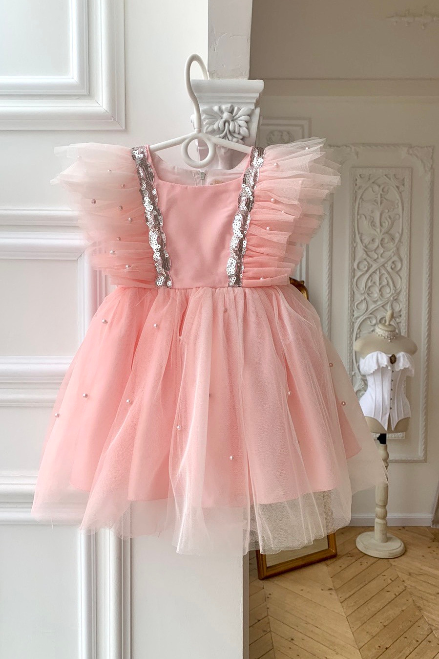 Платья для детей. Фотостудия Аристократ | Циклорама угловая|Пенза