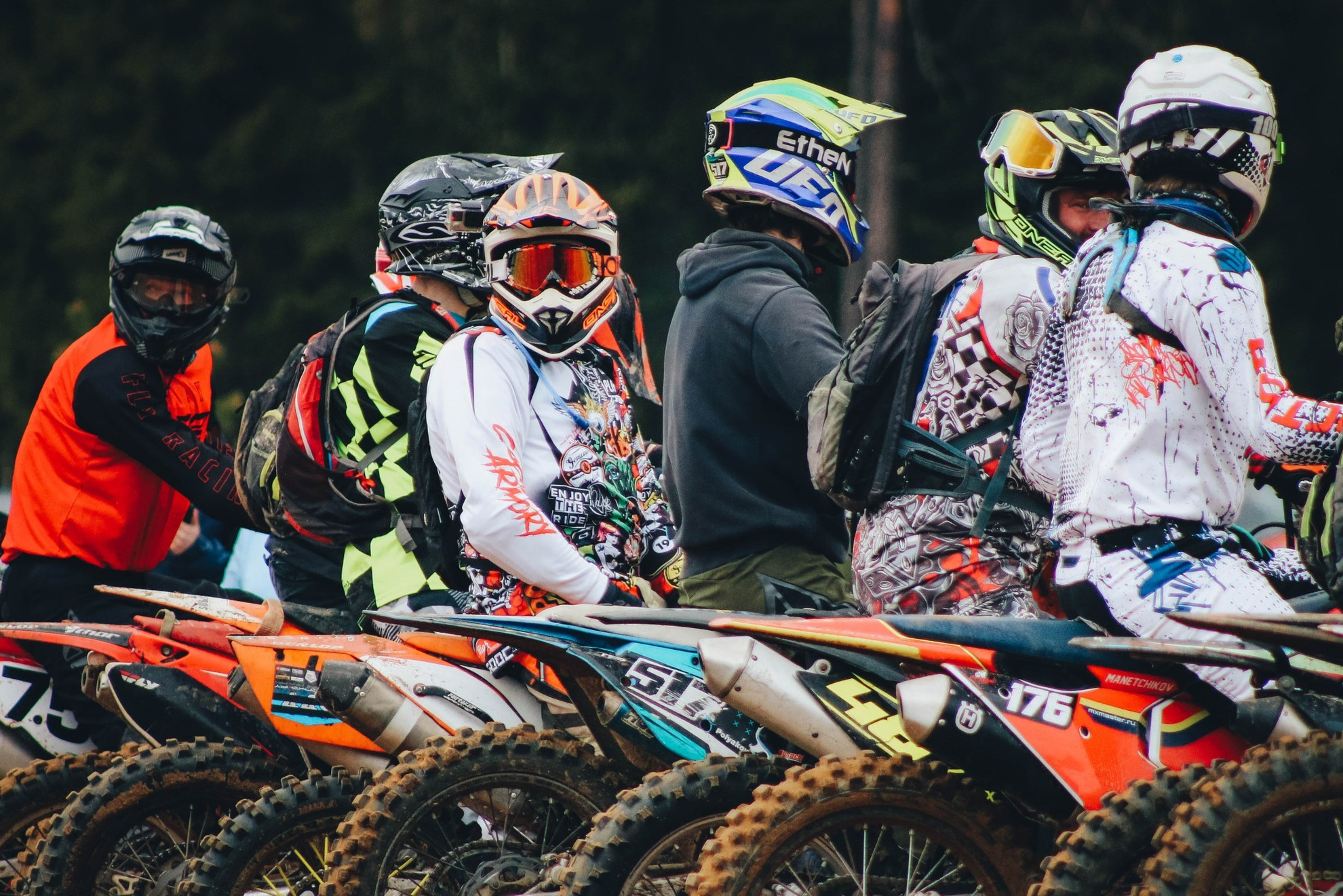 CountryCross. BraapBroom Media Group