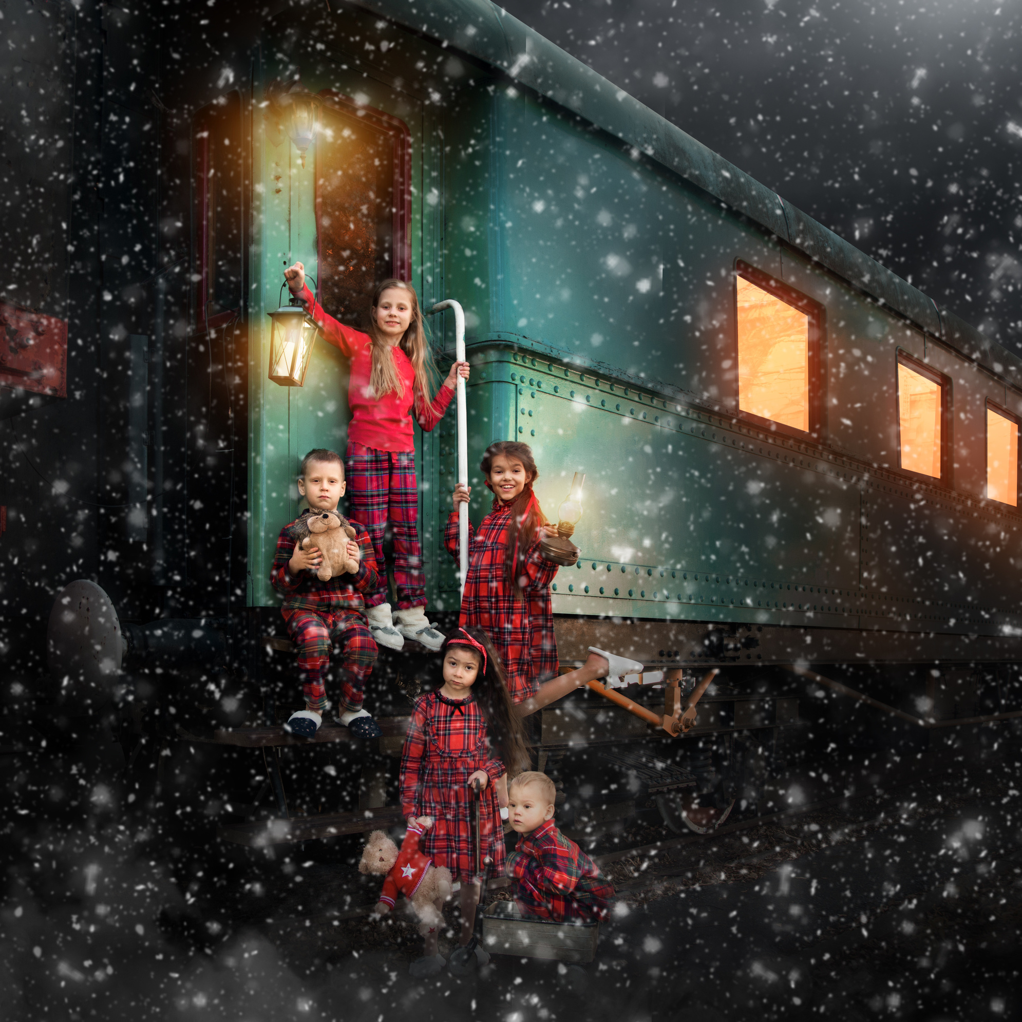 Контакты. Детский фотограф в Хабаровске Антипова Марина