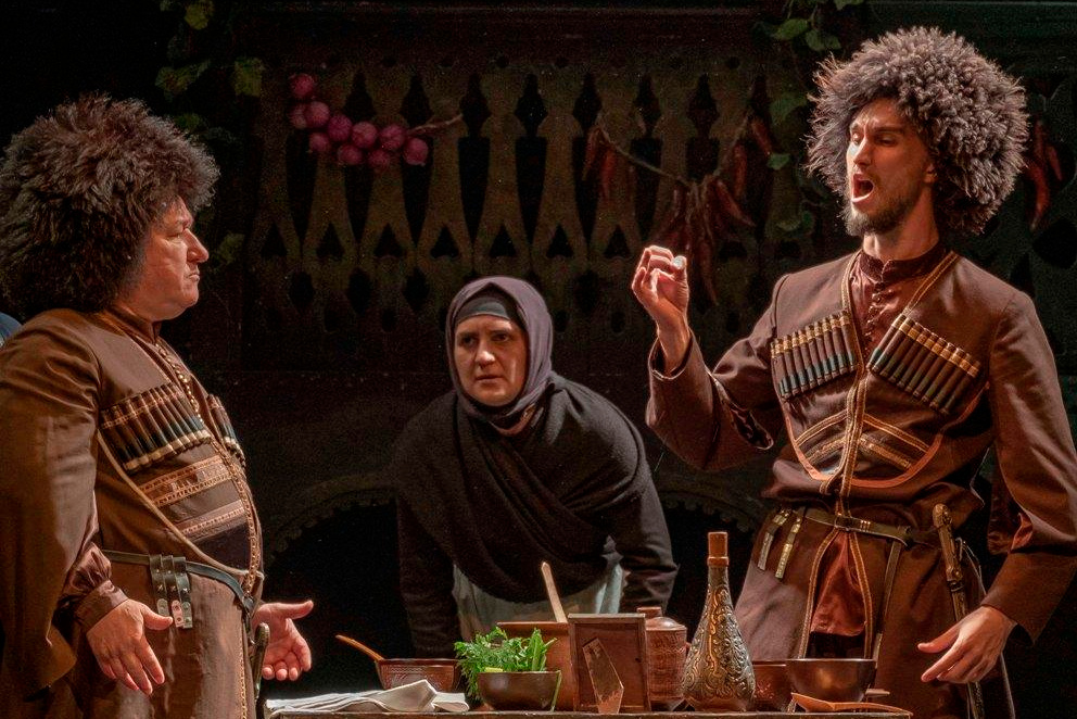 Театр «У Моста»: «Ростов вас любит!». Журнал о самом особенном. Пермь и Пермский край