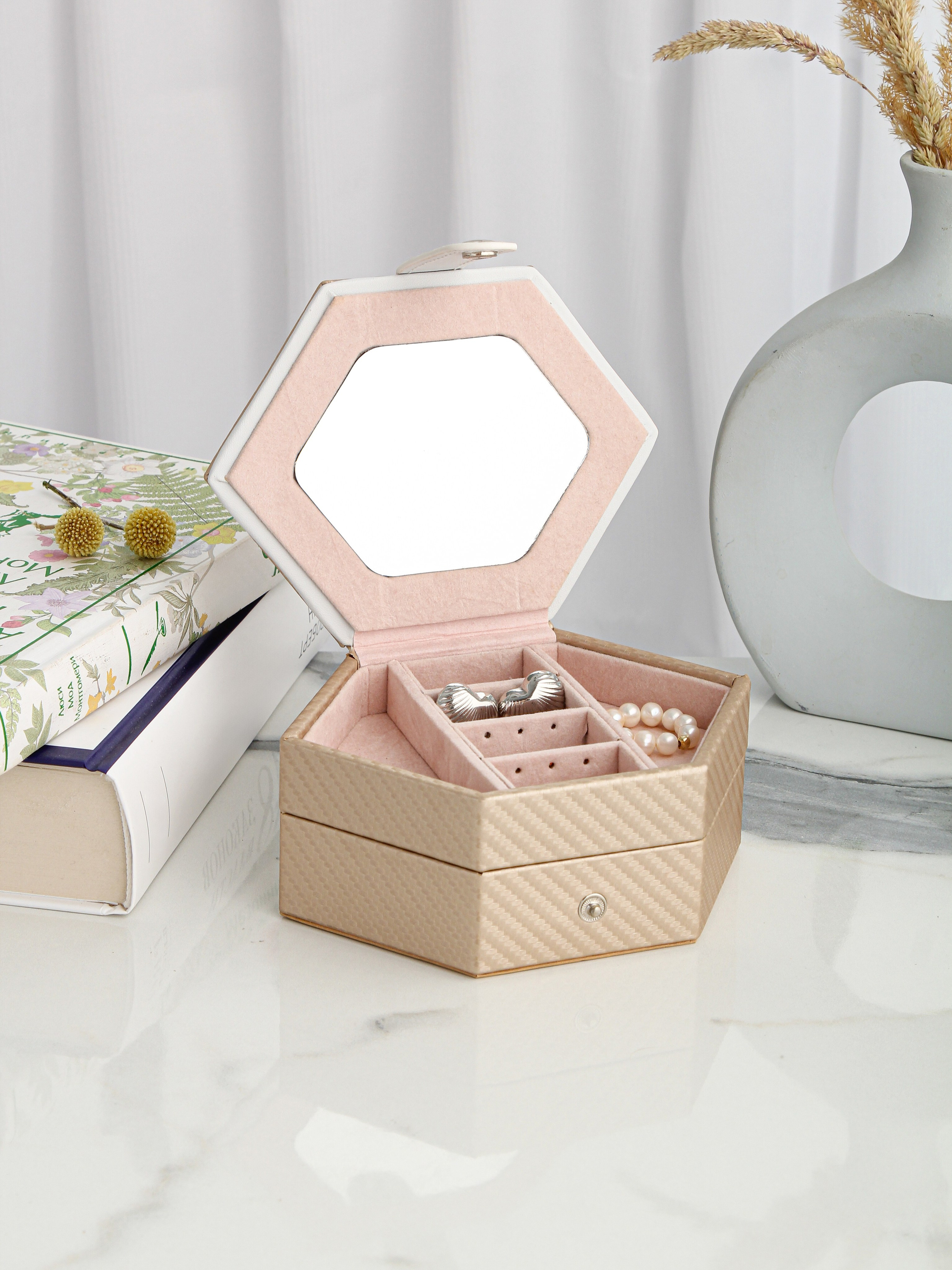 Фотосъемка шкатулок и сумок для каталогов | Кейс предметного фотографа. Предметный фотограф в СПб | Съемка для Wildberries, Ozon, рекламы | Алан Ульбашев