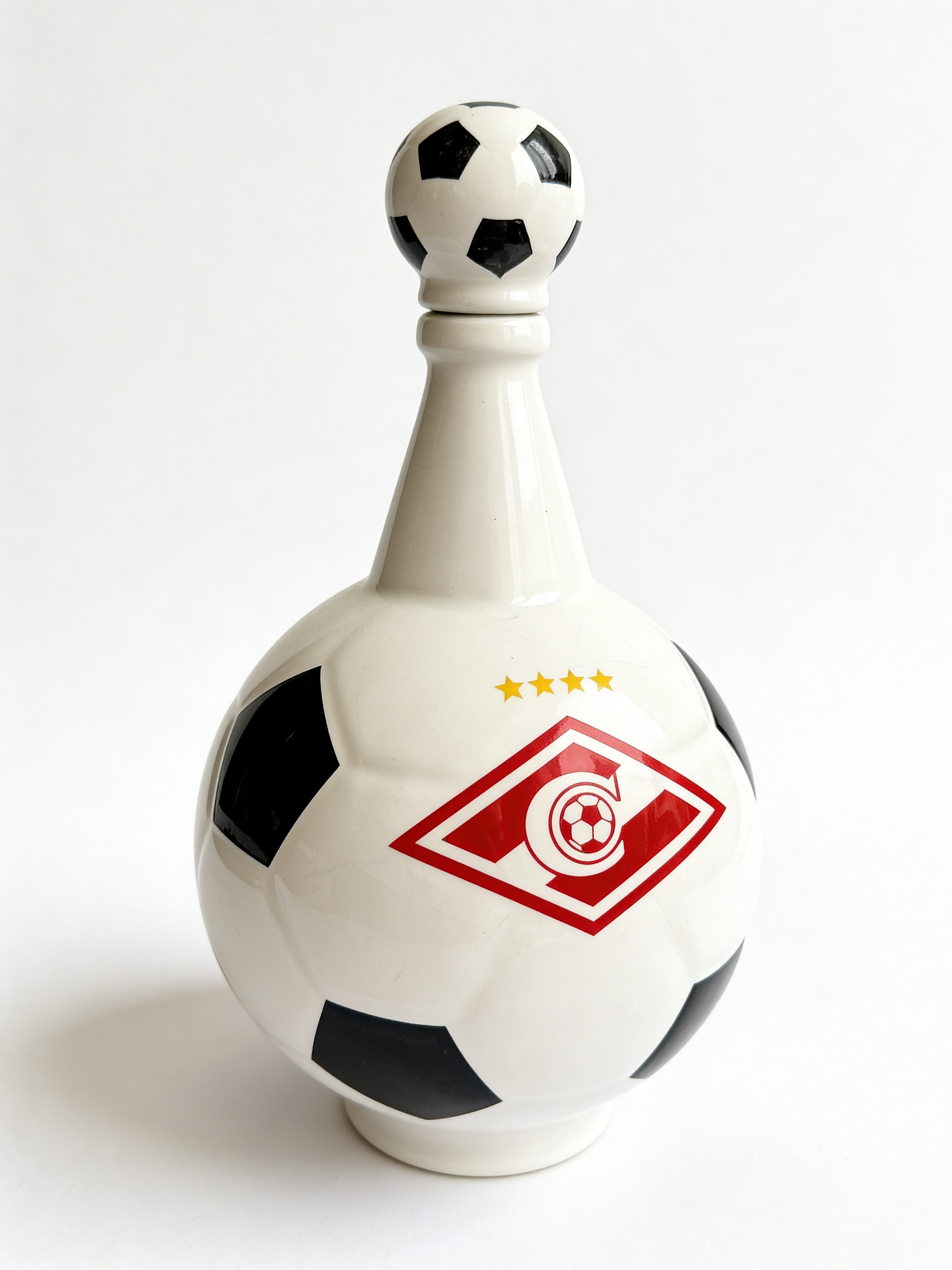 О нас. CERAMTEZ — Высококачественные фарфоровые изделия на футбольную тематику