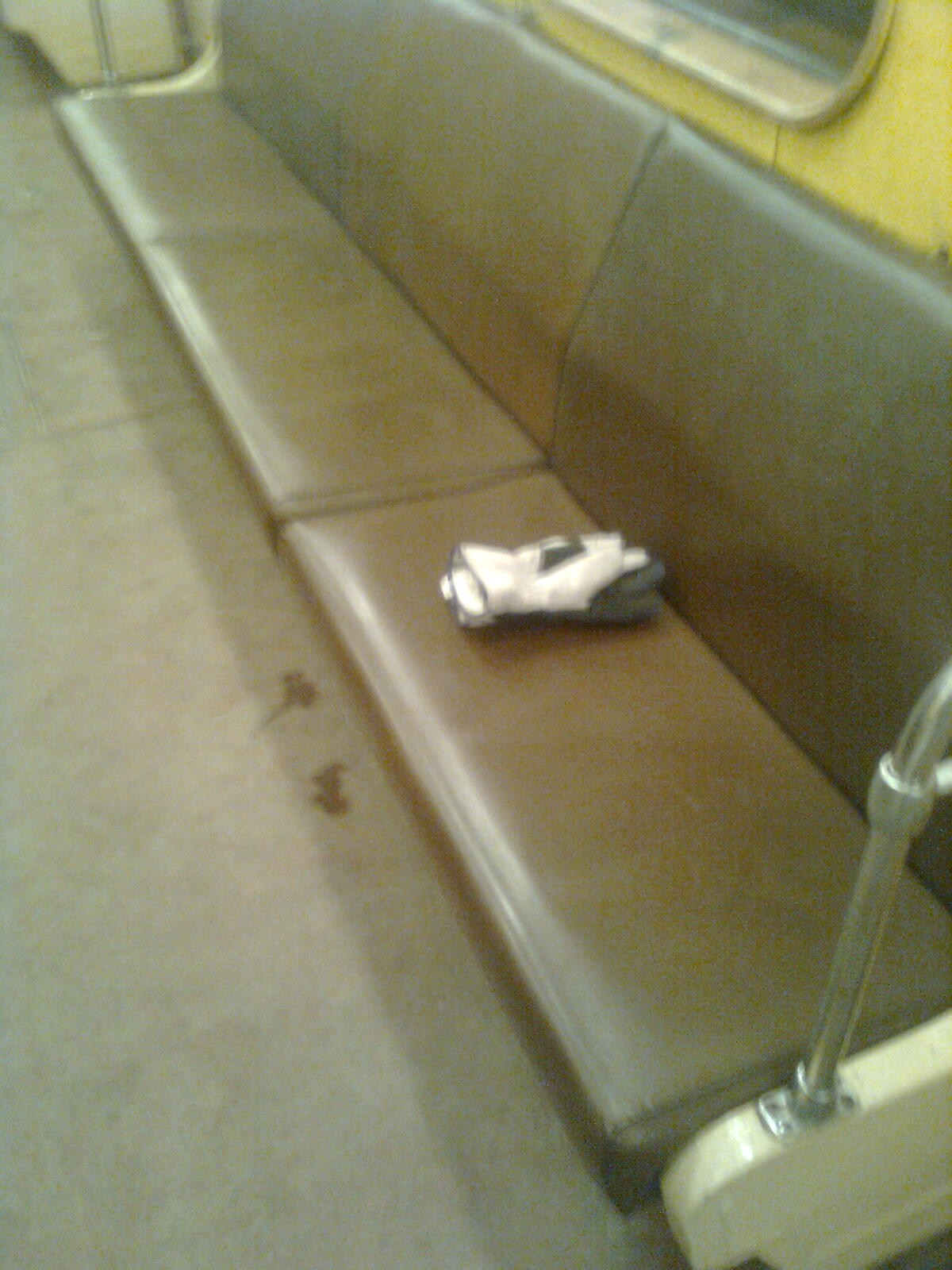 Питерское метро. Художник. Фотограф