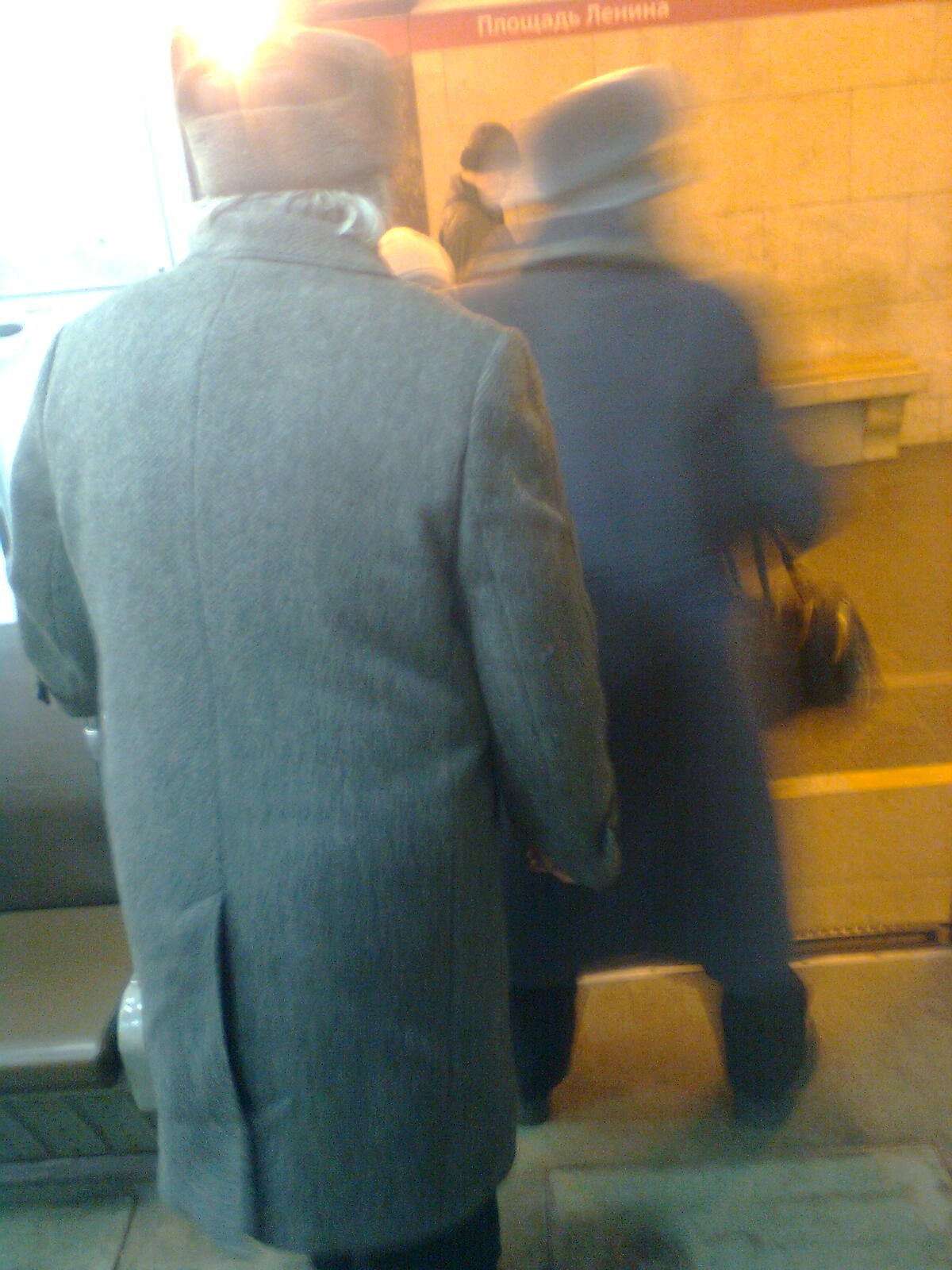 Питерское метро. Художник. Фотограф