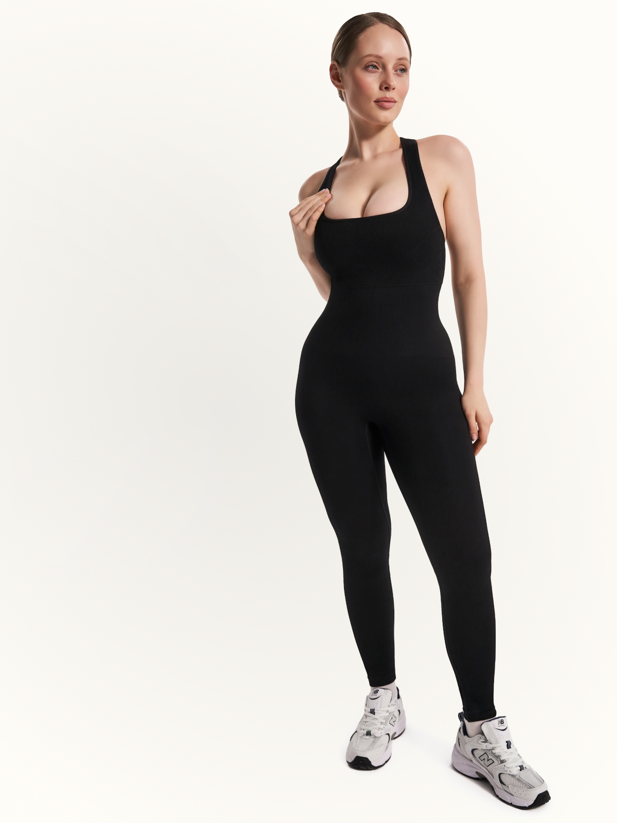 Спортивный комбинезон. Фото съемка товаров для макретплейсов Воронеж