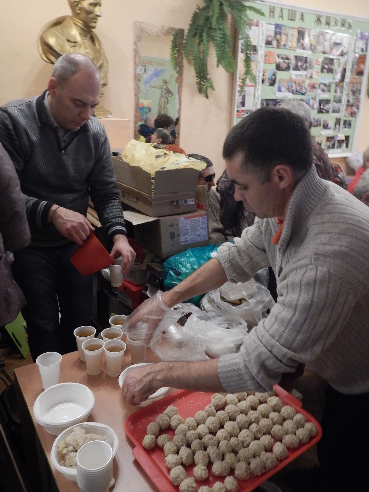 Благотворительная акция в Обществе слепых. Пища для Жизни