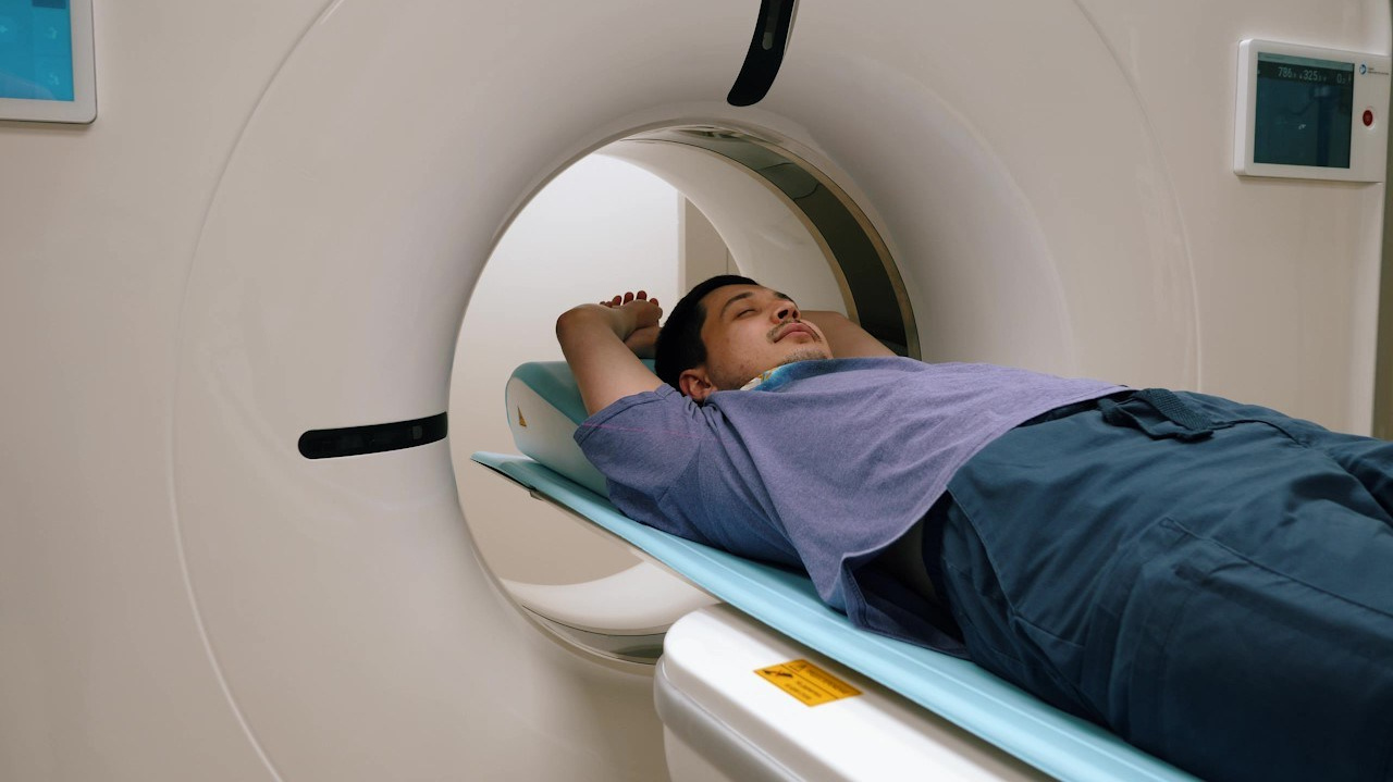 Что выбрать: КТ или МРТ?. РЕНТГЕН КТ МРТ в Санкт-Петербурге Александра Лоншакова