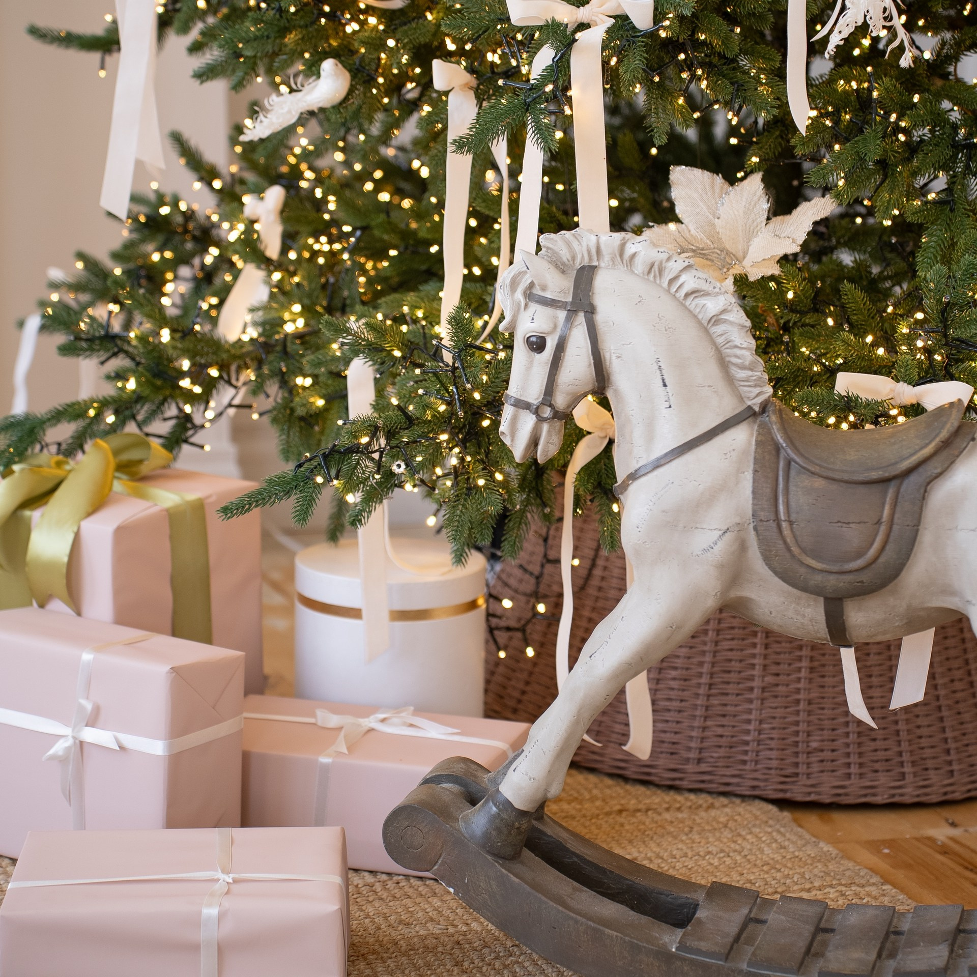 Новогодние фотосессии 2025-2026. Фотограф в Екатеринбурге Nadinn Toropova