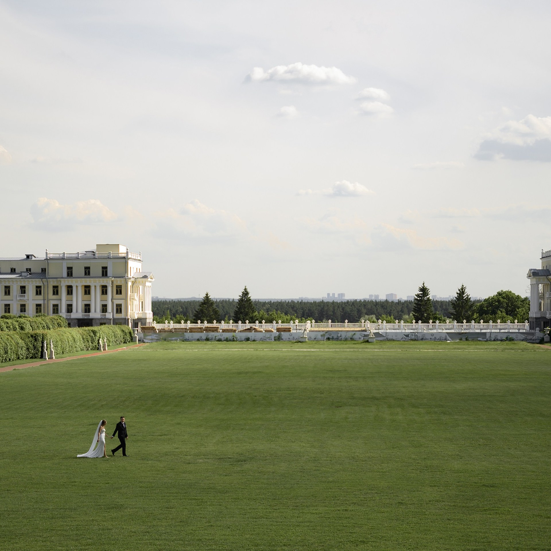 Контакты. RETOUCH-HOUSE