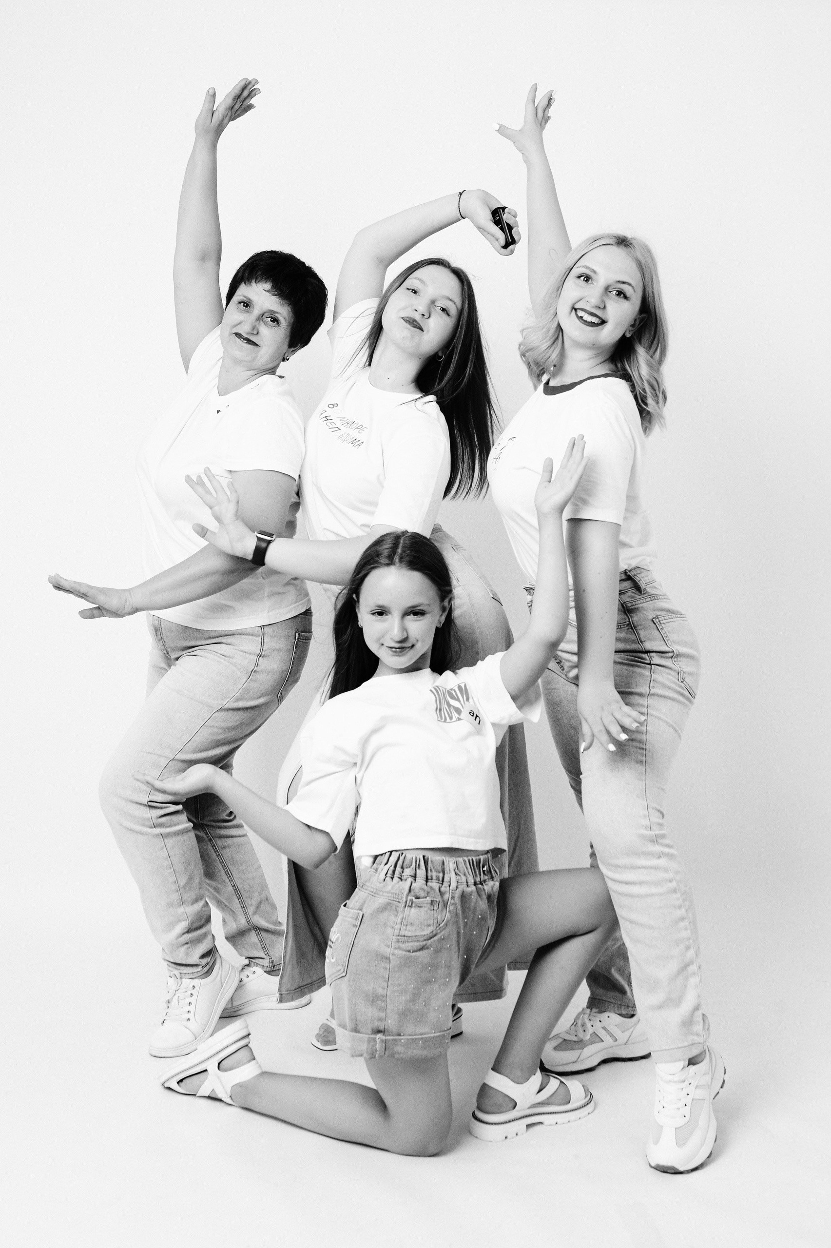 «Фотозона Selfie» БЕЗ ФОТОГРАФА!. Детская фотостудия ст. Брюховецкая