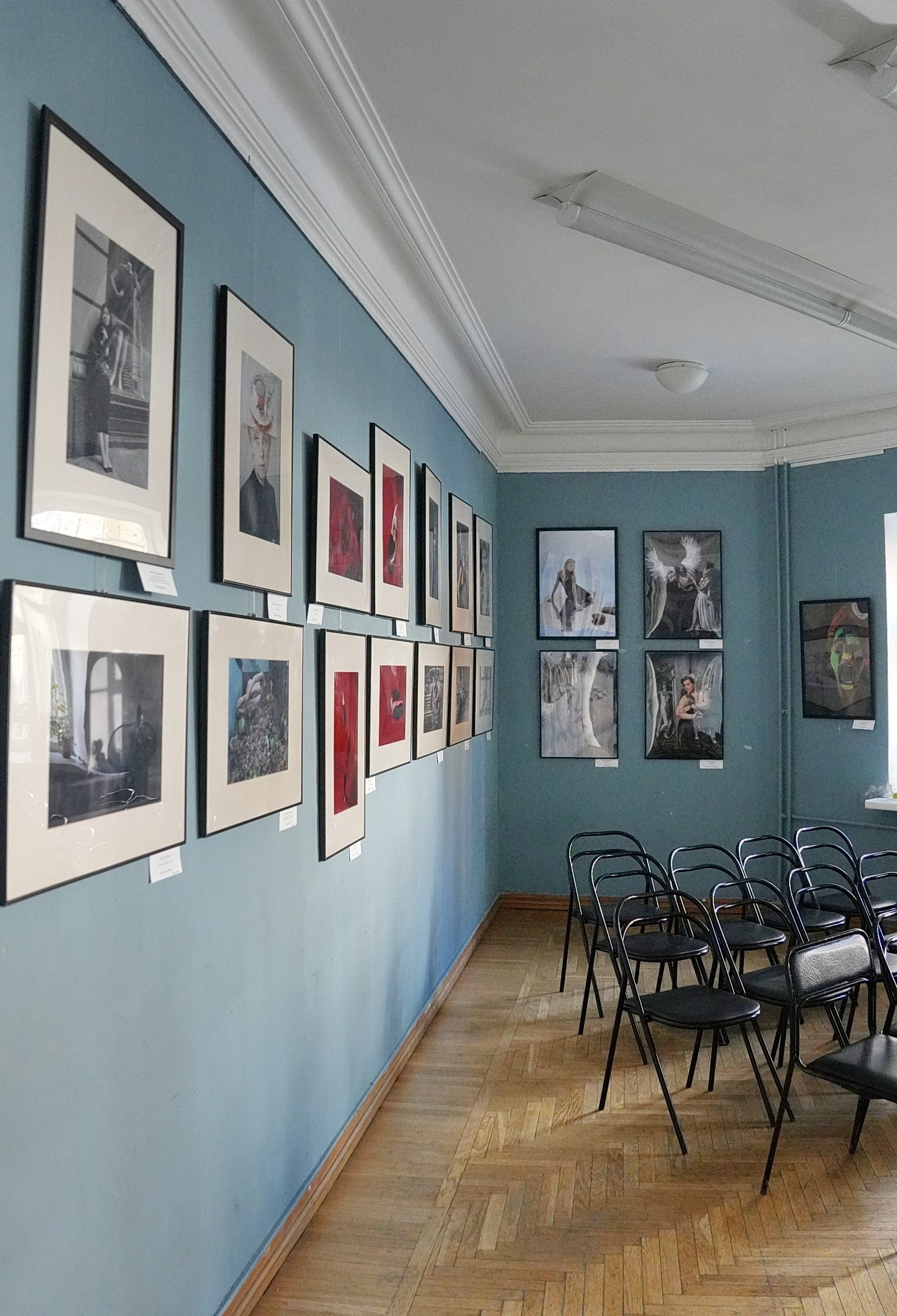 Выставка Женские Метаморфозы в Библиотека-читальня им. И. С. Тургенева. Дударева Наталия фотограф Москва