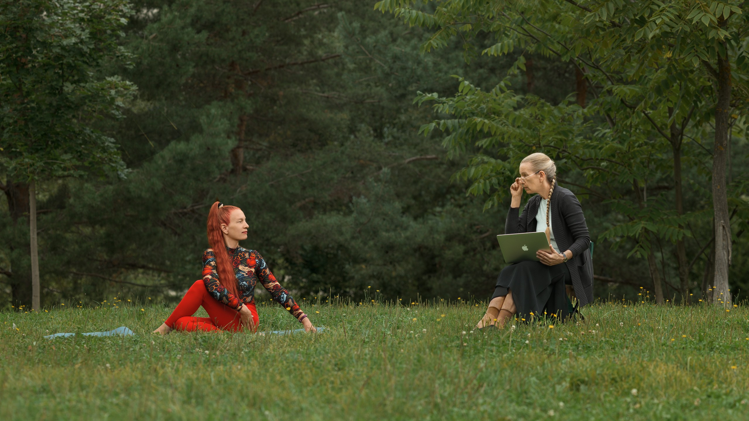 Параллельные миры. Встреча Светланы йоги и бухгалтера на фотографии.