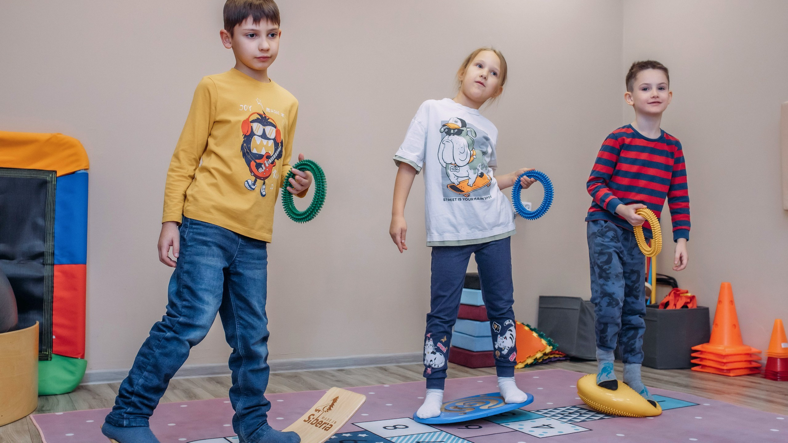 Занятия в группе. Детский центр развития и коррекции детей Свой центр