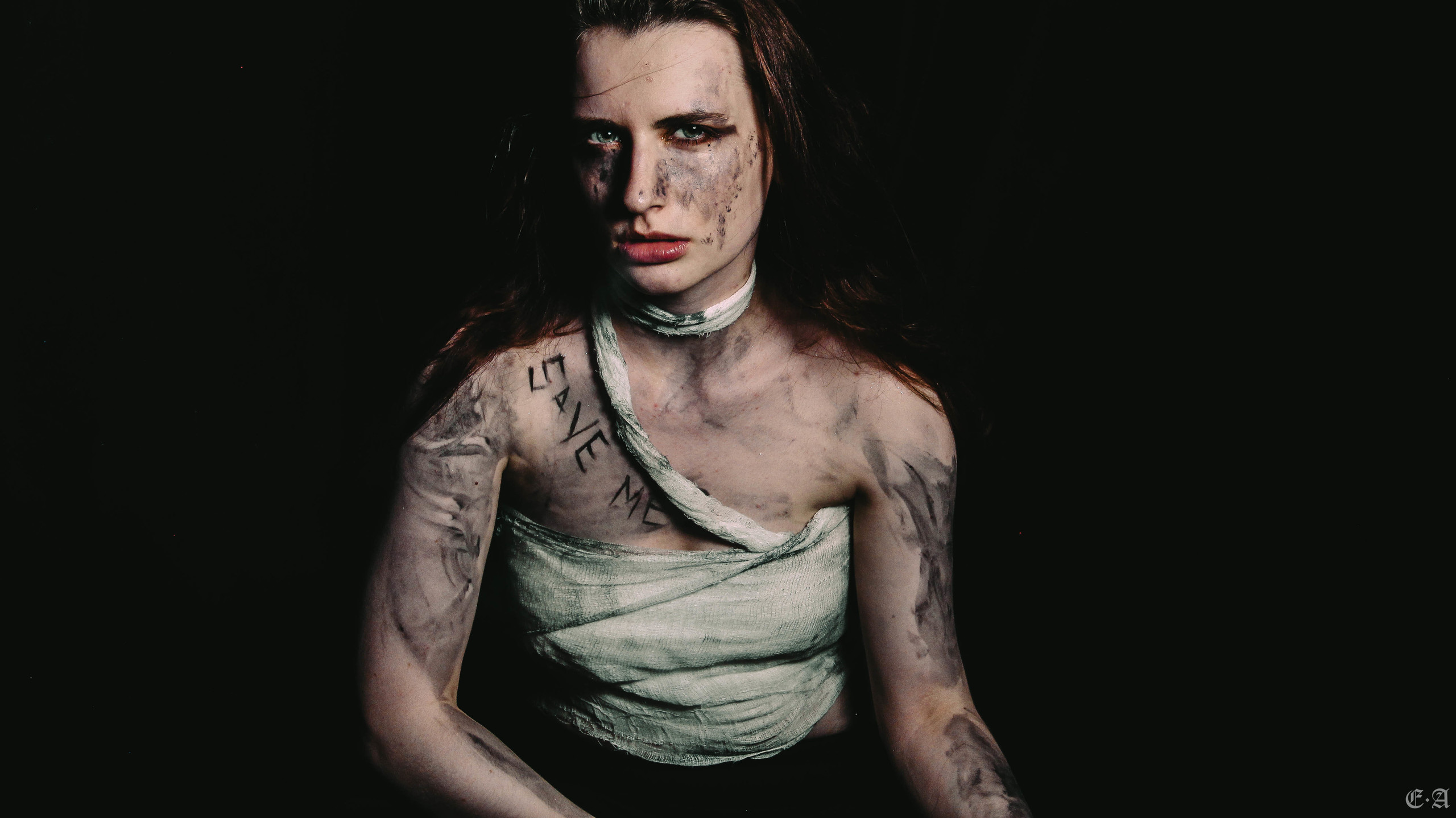 Премьера клипа «Save Yourself». Фотограф Ellairen