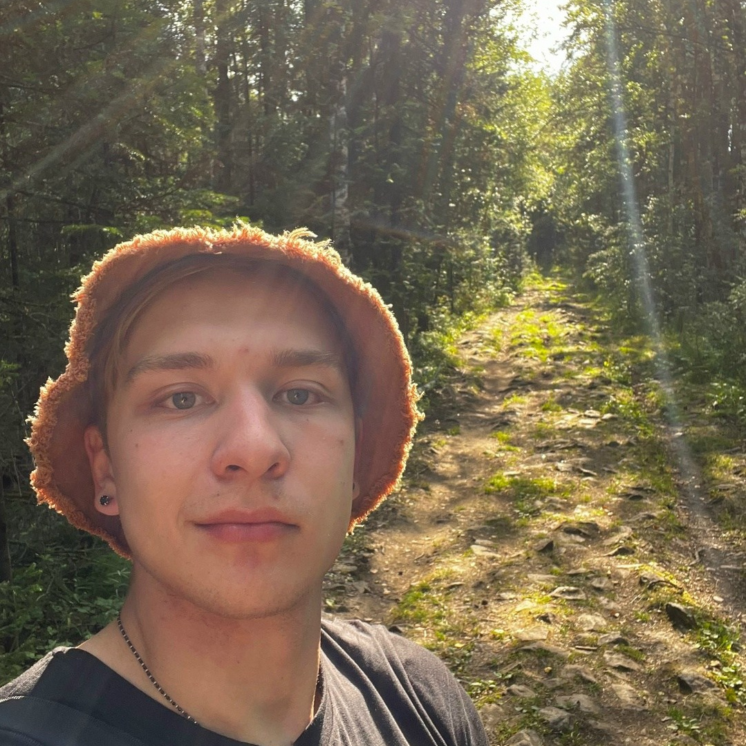 Контакты. Репортажная и студийная съёмка в Челябинске — Захар Стеничкин