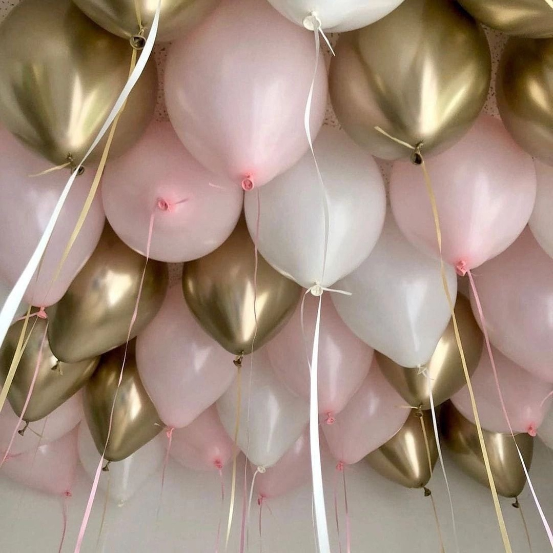 Шары в потолок. Организация мероприятий «Мир праздника Балу»