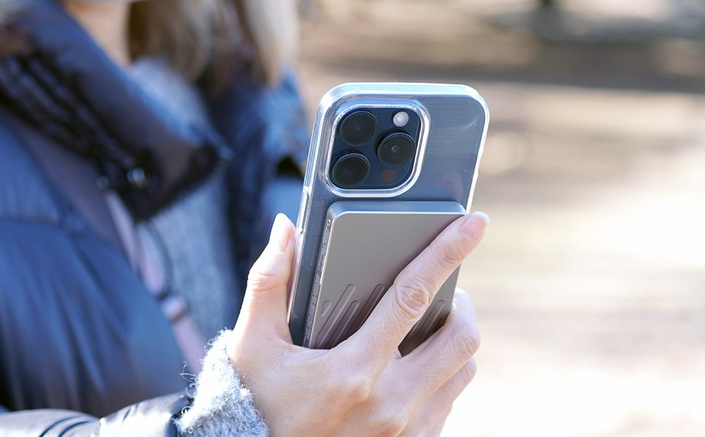 Портативный твердотельный накопитель MagSafe. Фотограф — видеограф в Москве Дмитрий Менделеев