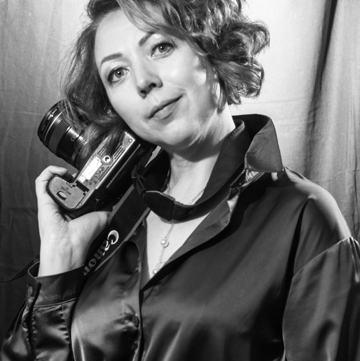 Контакты. Фотограф в Нефтеюганске Чтенцова Юлия