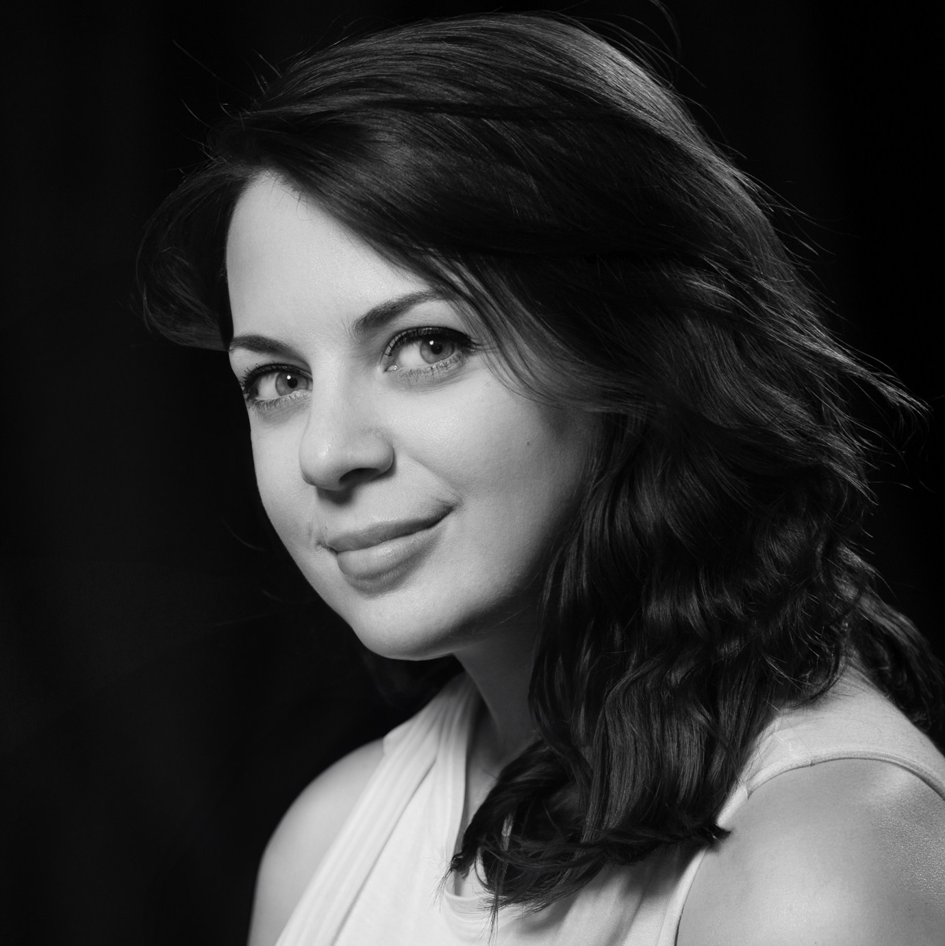 About Us. Golden Moments Editing — We do Wedding’s Retouch and Video Editing