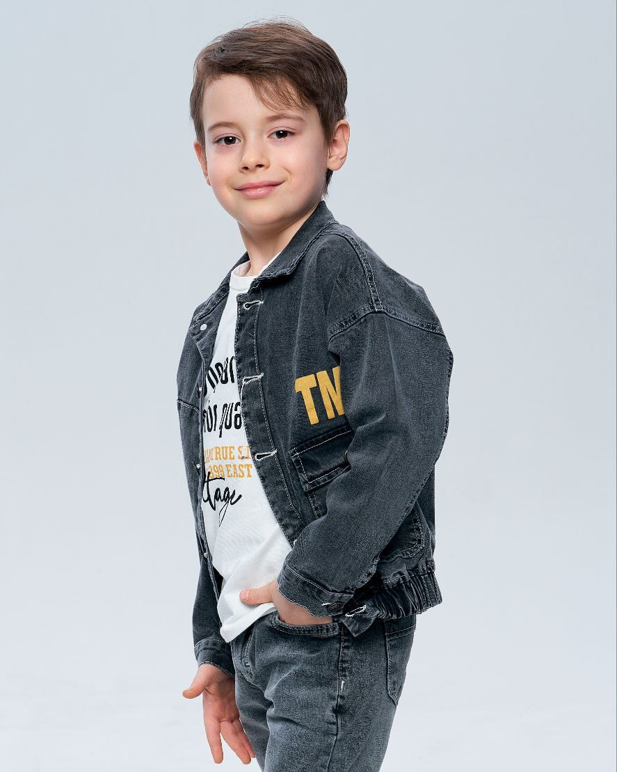 Модели мальчики дети от 1 до 17 лет для съемки на маркетплейсы. ТМ Продакшн — Съемка для маркетплейсов в Москве