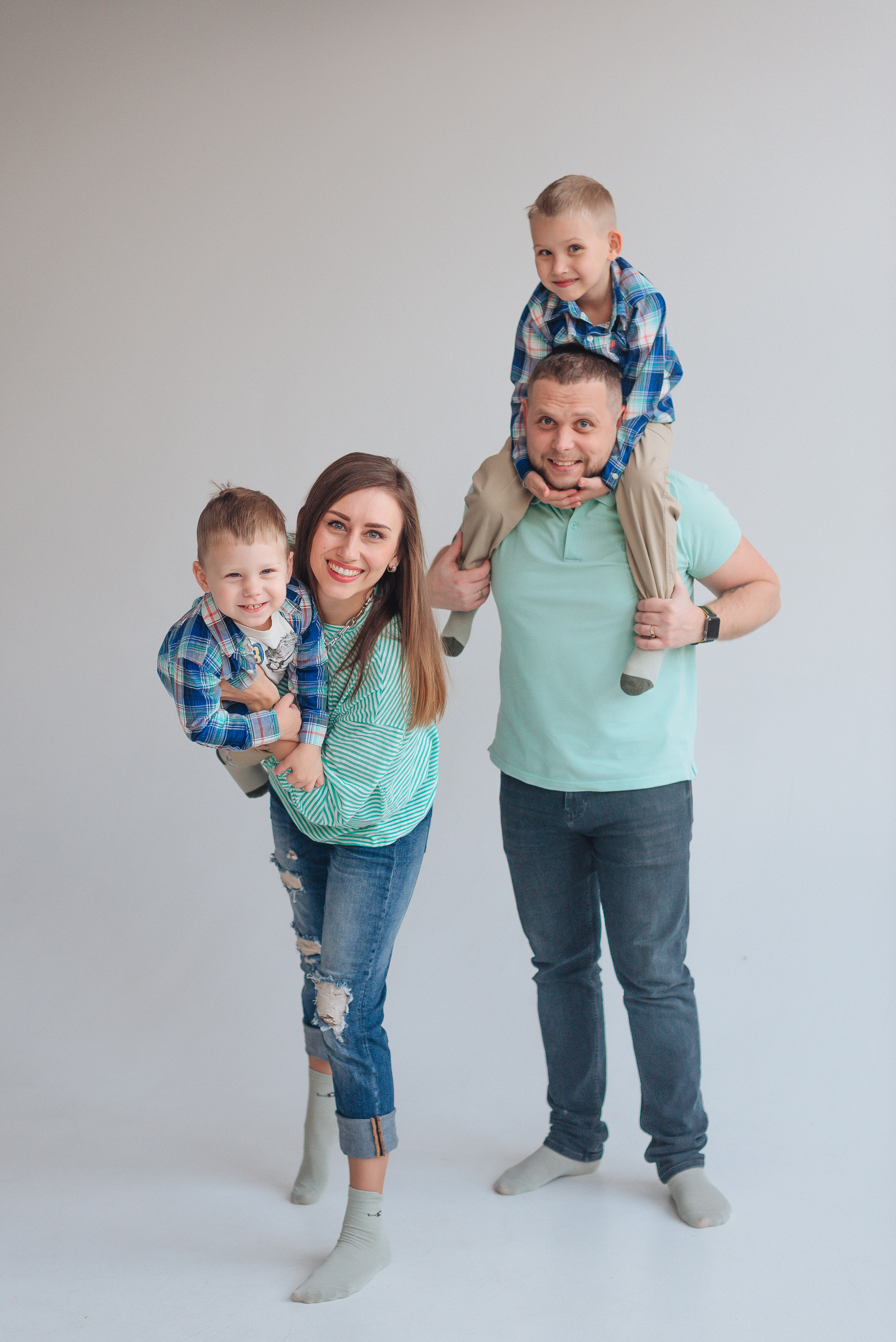 Family. Photographer in Prague Yara Kurkus