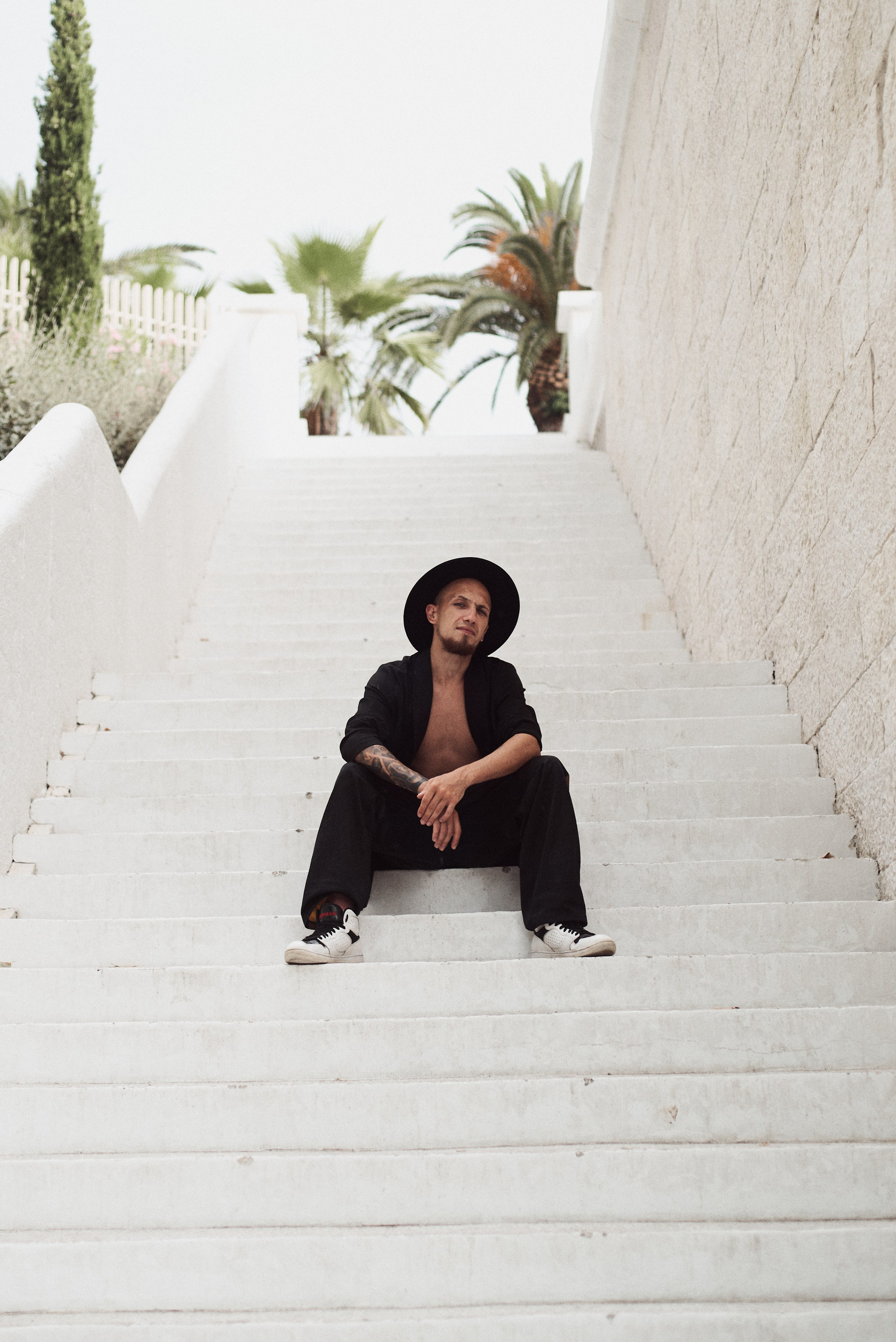 Красивые места для фотосессии в Сочи, Адлере, Красной поляне. Фотограф для женщин и мужчин, контента для бизнеса в Сочи, Адлере, Красной поляне, Розе Хутор