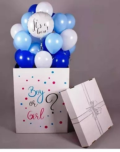 Коробка с шарами. Студия праздничного декора