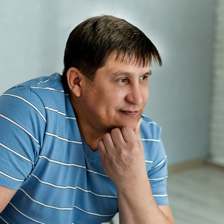 Контакты. Школьный и свадебный фотограф в г. Бодайбо Артём Бельский