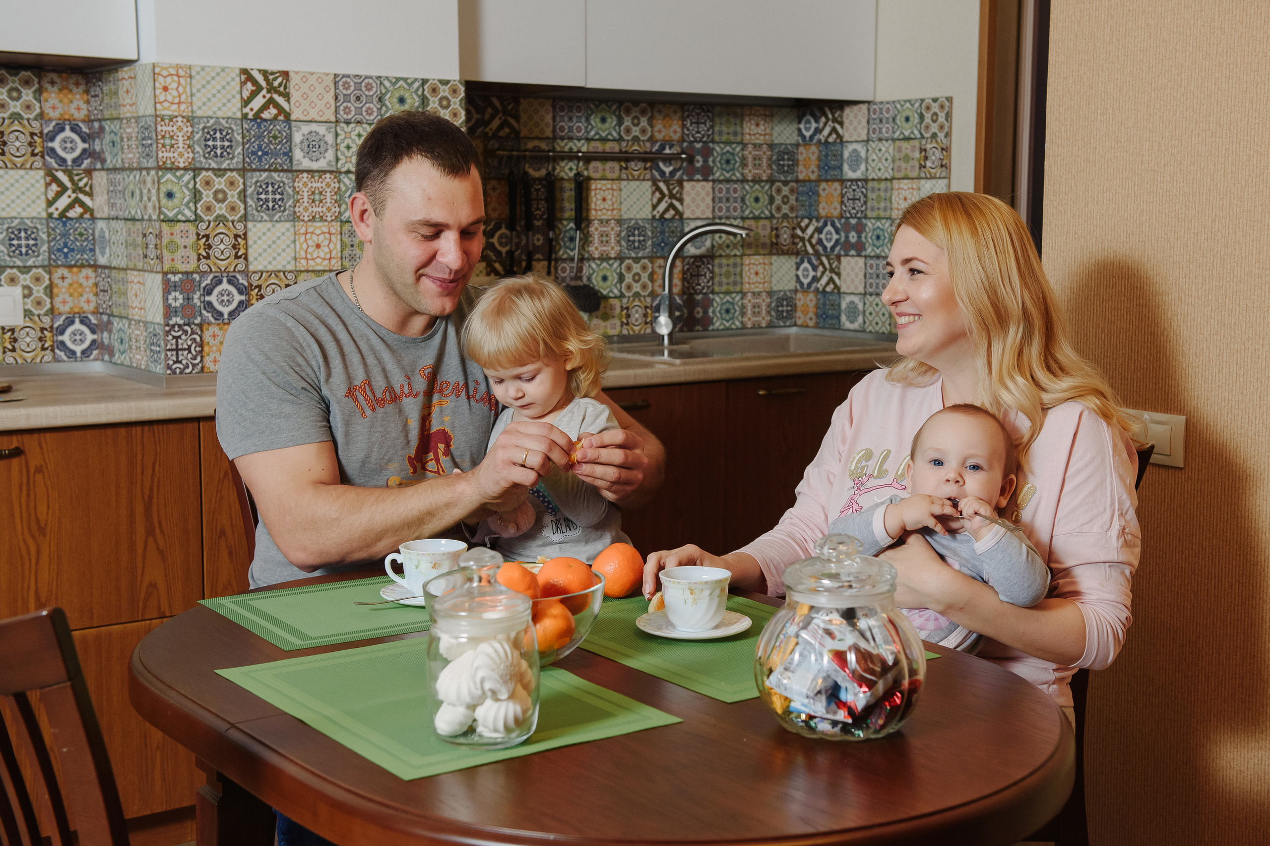 Пакеты услуг и стоимость семейной фотосъемки в Челябинске. Свадебный и просто хороший фотограф в Челябинске