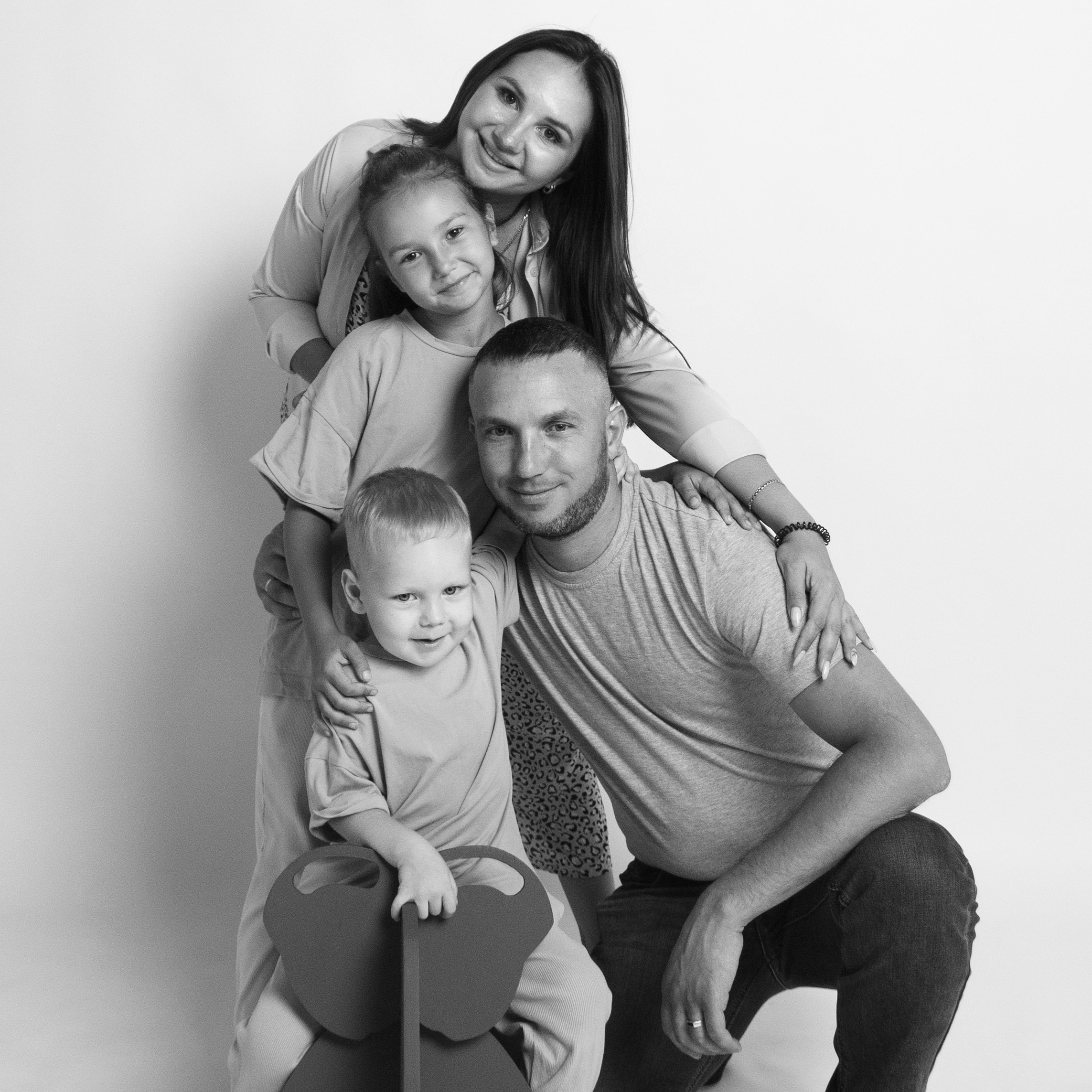 Услуги. Автопортретная фотостудия в Уфе NAEDINE