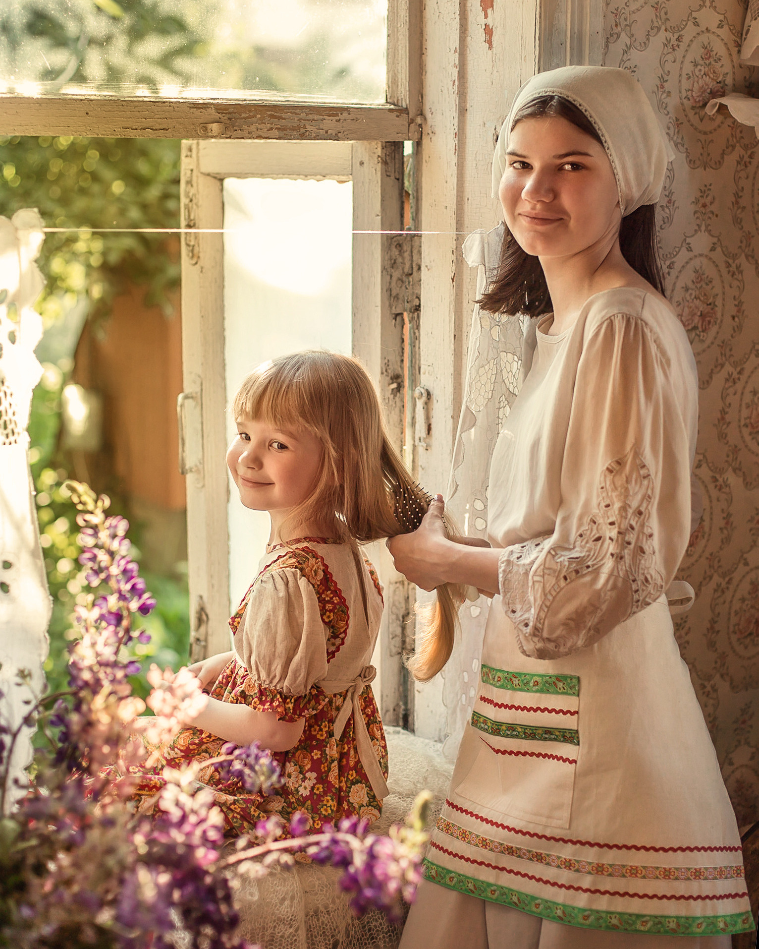 Семейная фотосессия, фотосессия в деревне, деревенский дом, чаепитие. Профессиональный фотограф, фотохудожник, видеограф из Москвы
