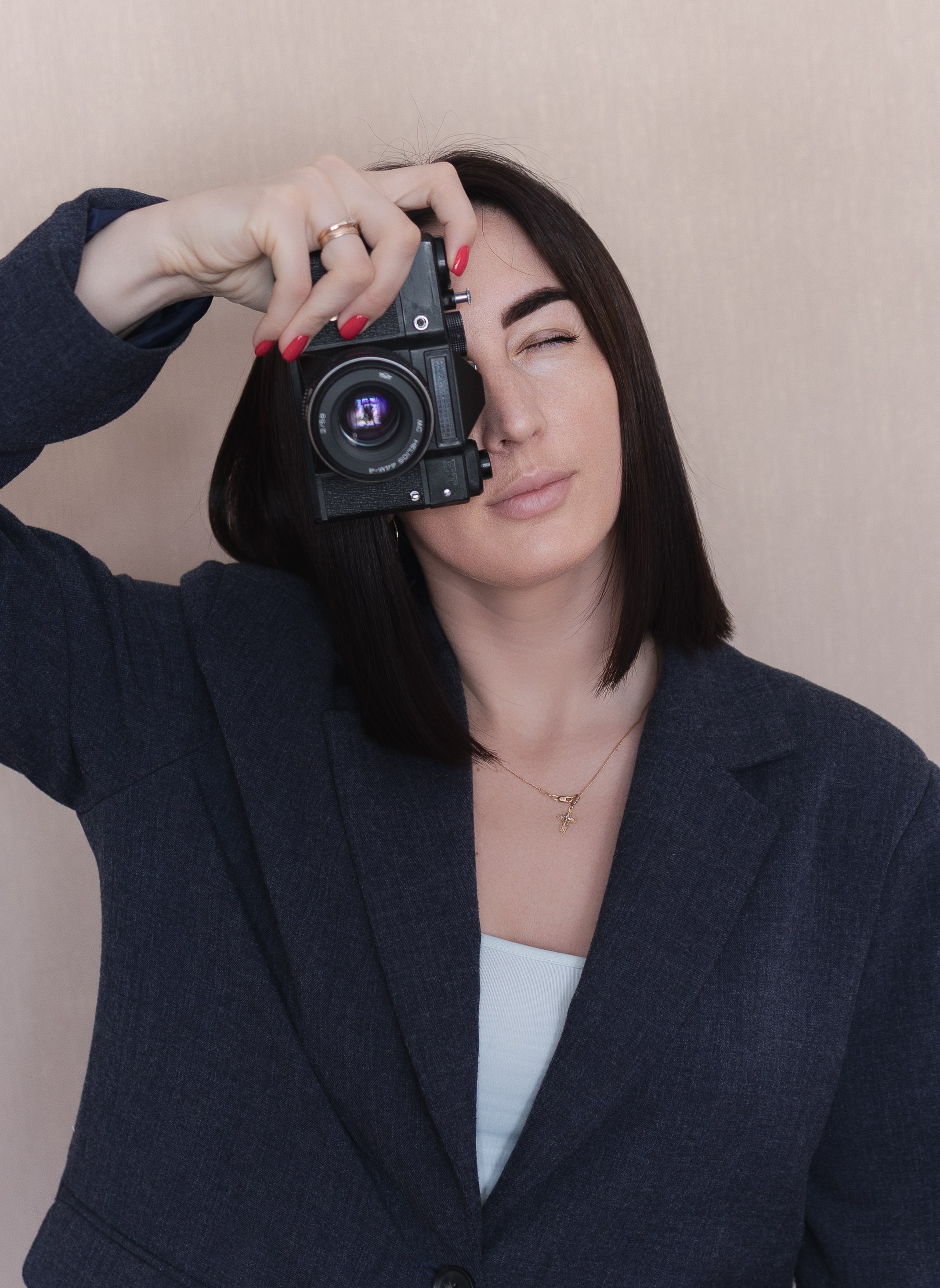 Контакты. Женский, семейный фотограф в Санкт-Петербурге и Ленинградской области Виктория Соловьёва