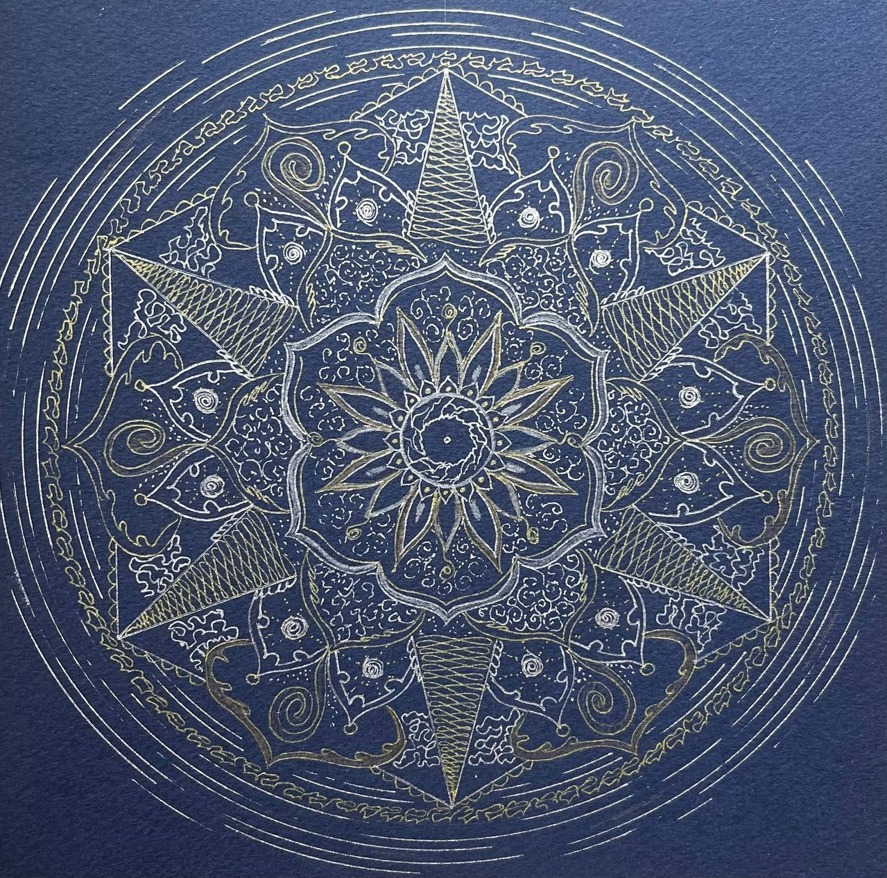 Arisa — сакральные картины Мироздания