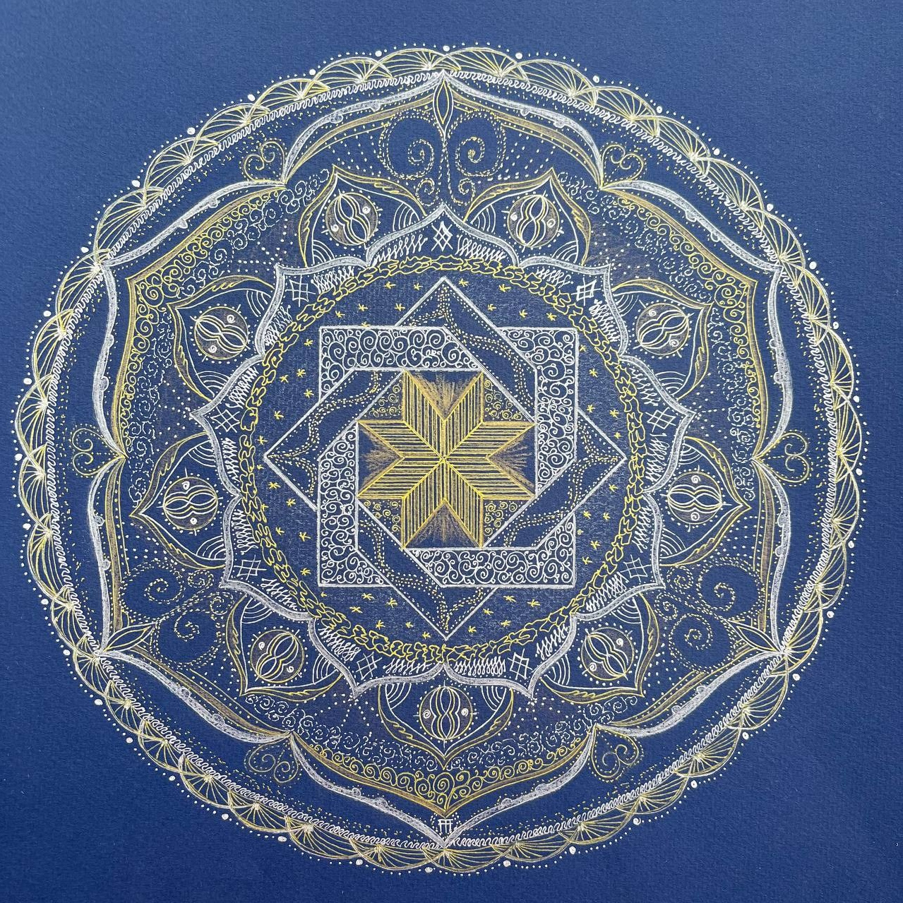 Arisa — сакральные картины Мироздания