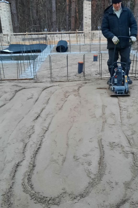 Фотографии рабочего процесса. Монолитное строительство домов в Самаре