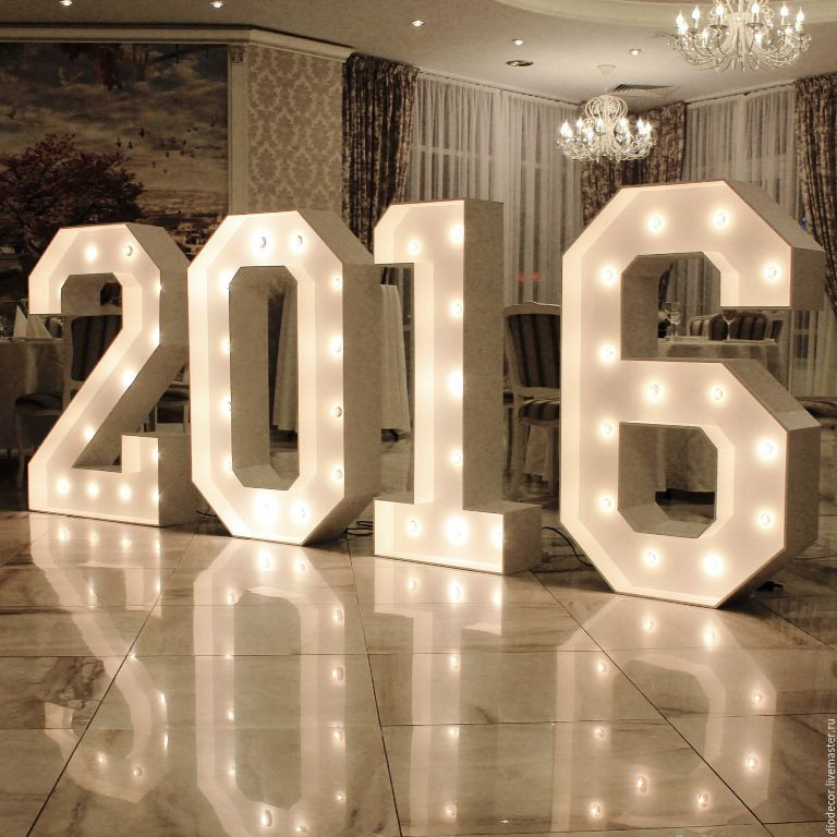 Свадебная фотозона. Студия праздничного декора