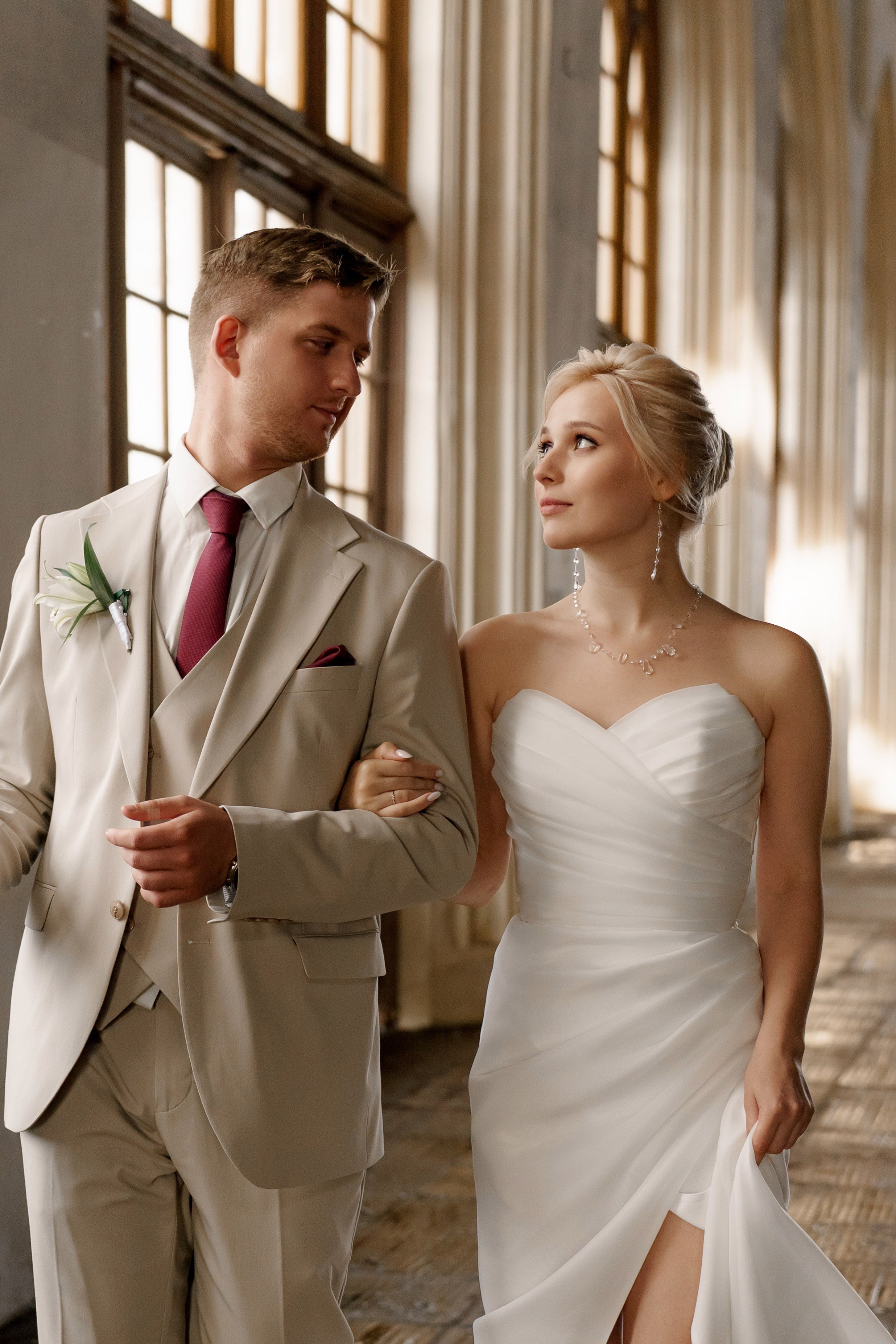 Цены на свадебную фотосъемку в Санкт-Петербурге | Пакеты услуг фотографа 2026. Свадебный фотограф в Санкт-Петербурге | Александр Сысоев