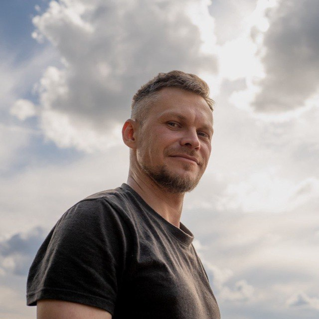 Будем на связи. Фотограф Евгений Степанов