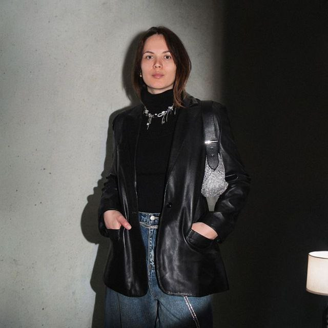 Контакты. Bakunpost | AI-фото и нейрофотосессии для брендов