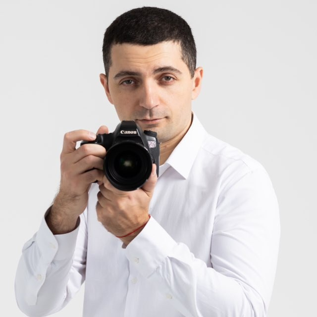 Контакты. Свадебный, репортажный, студийный фотограф в Новороссийске