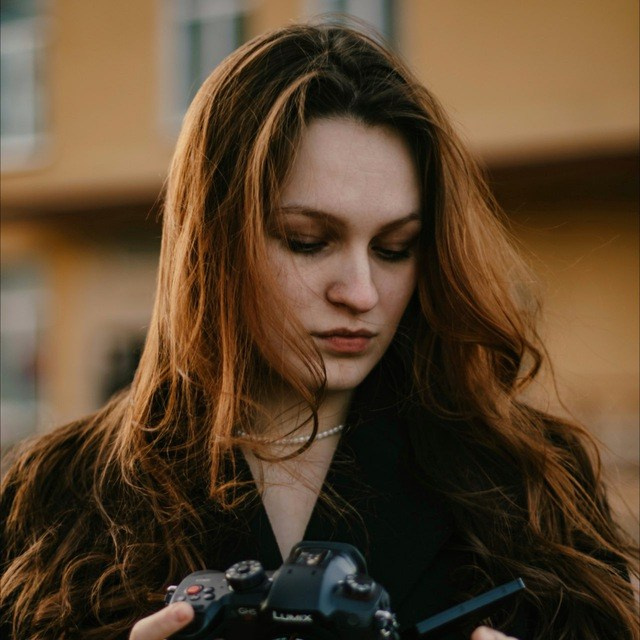 Контакты. Репортажный и свадебный фотограф в Москве Дарья