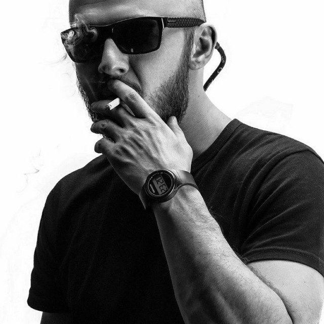 Контакты. Александр Форик коммерческий фотограф Москва