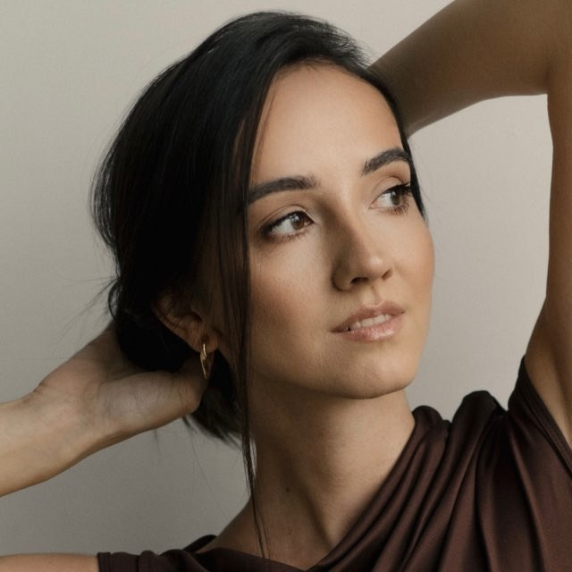 Контакты. Фотограф Екатеринбург Яна Язовская