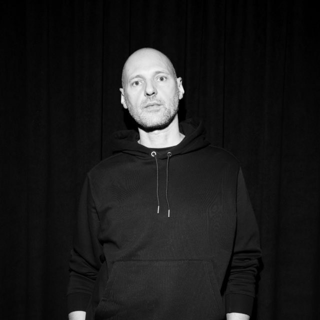 Синтез звука: интенсив по саунд-дизайну (Vital) — Дмитрий 2Dcube. Дмитрий 2Dcube Ларионов — музыкант, саунд-дизайнер, блогер