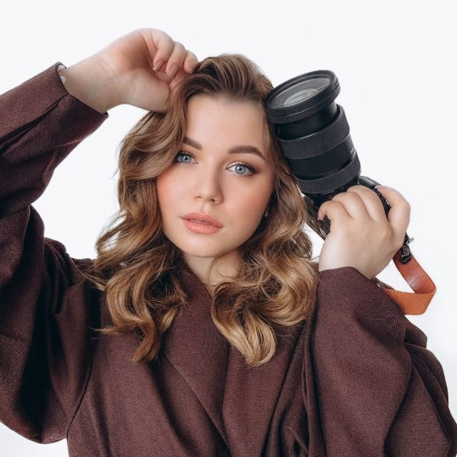 Аплас Анастасия