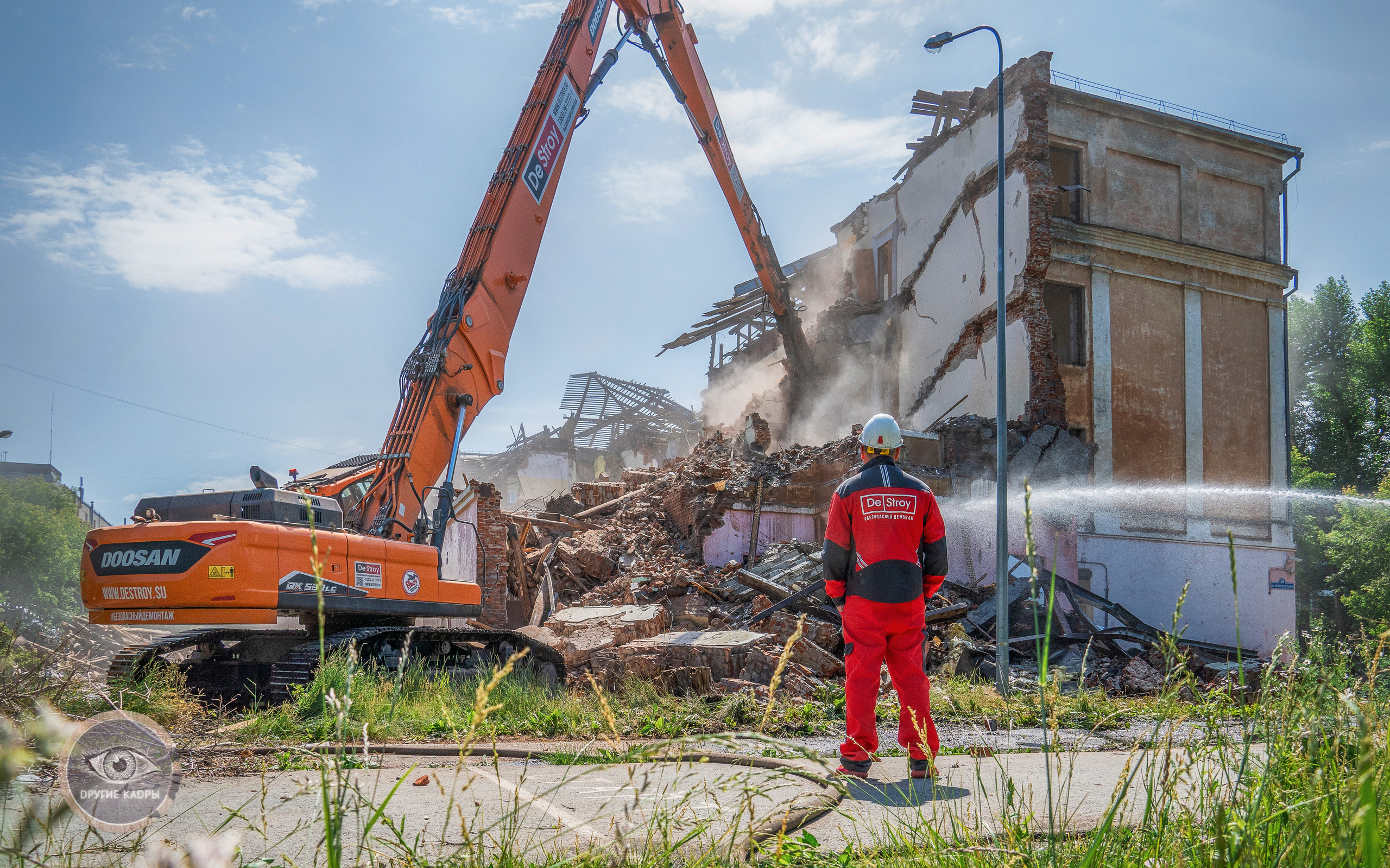 Здание-дворец. История главной достопримечательности Тюменских Сараев