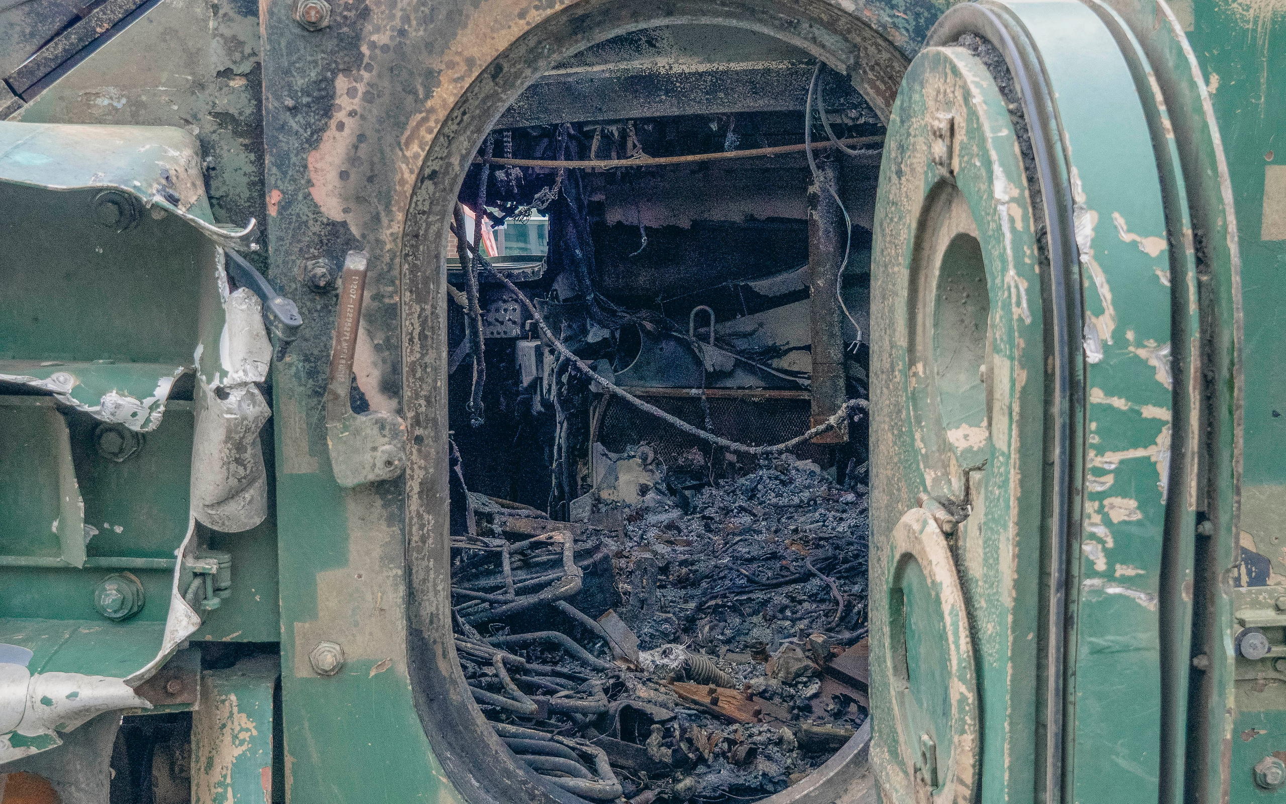 Выставка трофейной военной техники стран НАТО в Тюмени