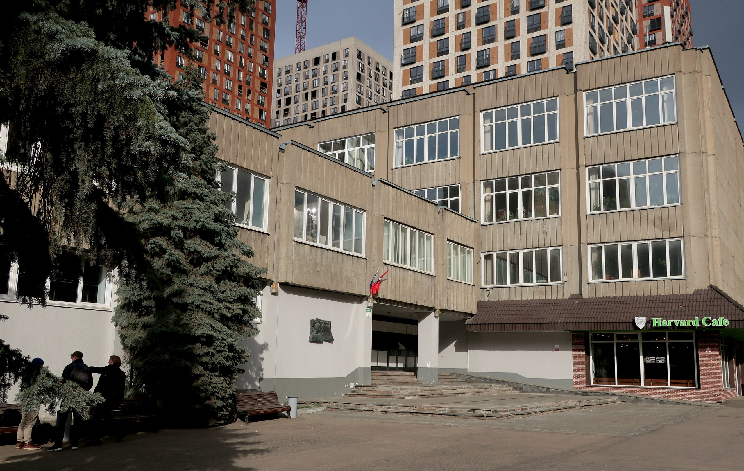 Фотопрогулка по студенческим местам: МЭИ, студгородок, общежитие. Проект «Фотокладовка»: блог уличной фотографии в формате street photo