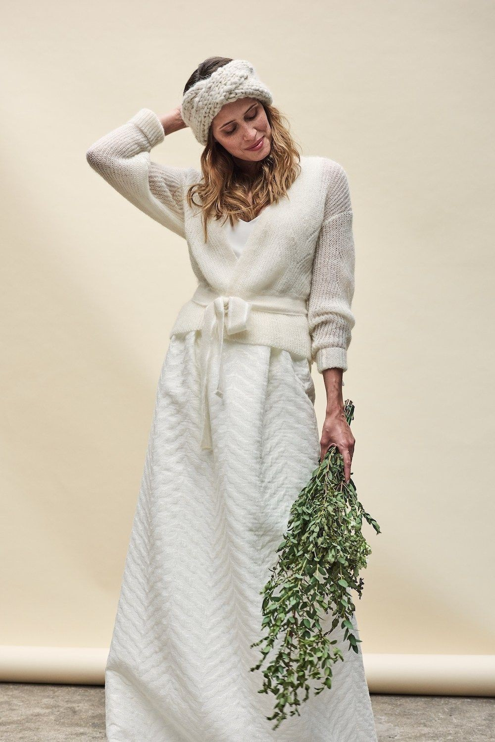 Что надеть жениху и невесте в холодное время года